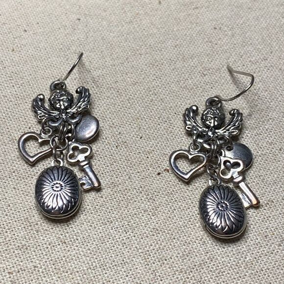 💛 Sterling Silver Plated Cherub Heart & Locket Drop Earrings - Picture 2 of 6